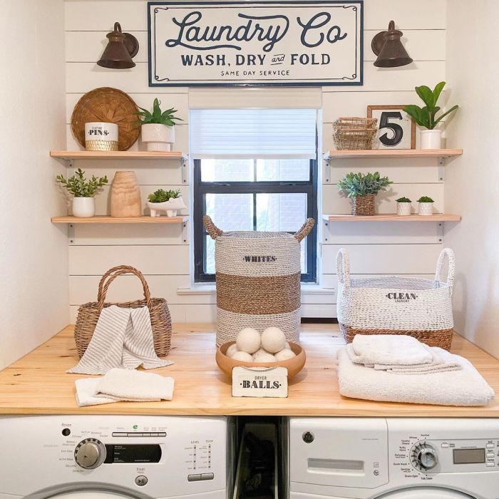 How to decorate a country laundry room