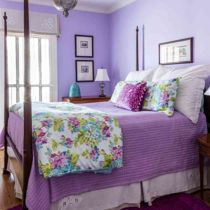 How to decorate pink and purple room