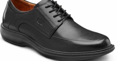 Wide mens dress shoes