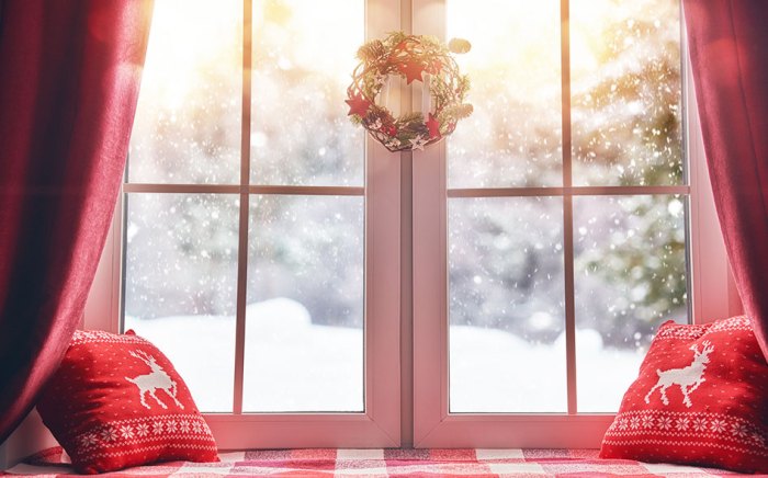 How to decorate large windows for christmas